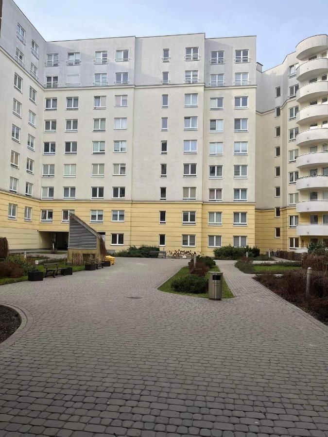 Klimatyzacja - Przy Centrum Onkologii Klinice Novum Dla Pary Badz 4 Osob ワルシャワ エクステリア 写真