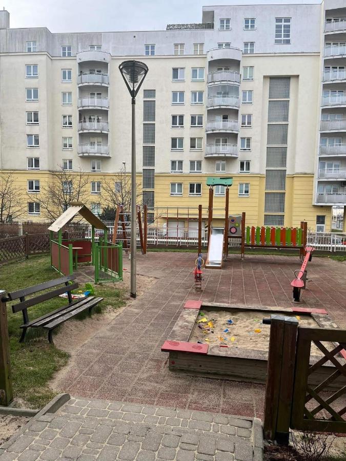 Klimatyzacja - Przy Centrum Onkologii Klinice Novum Dla Pary Badz 4 Osob ワルシャワ エクステリア 写真